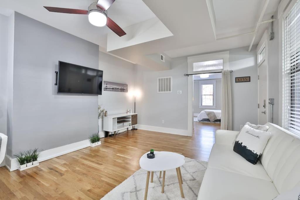 **New Radiant Stay In The Thrust Of Otr* W/Parking Cincinnati Exteriör bild