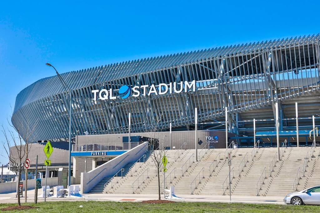 **New Radiant Stay In The Thrust Of Otr* W/Parking Cincinnati Exteriör bild